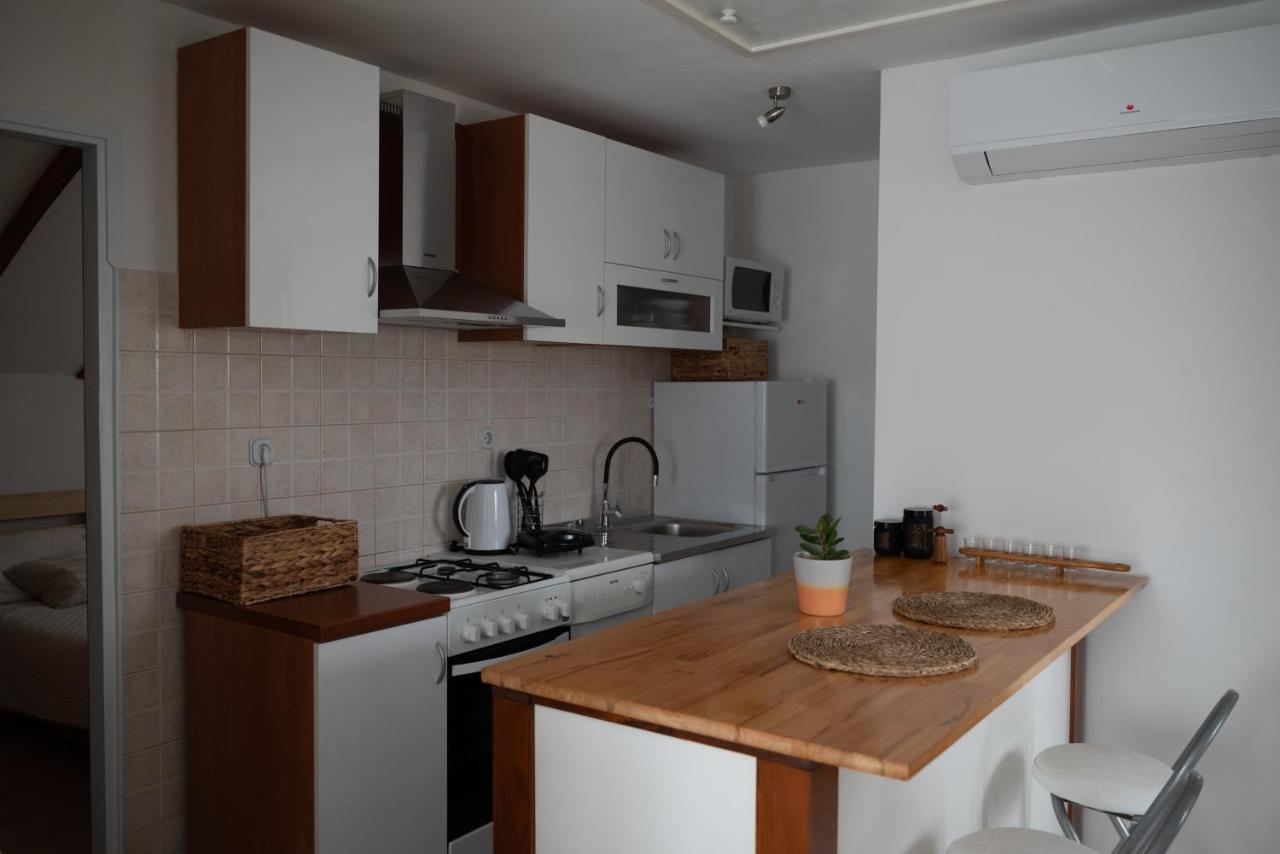 Apartman Milutin Врси Экстерьер фото